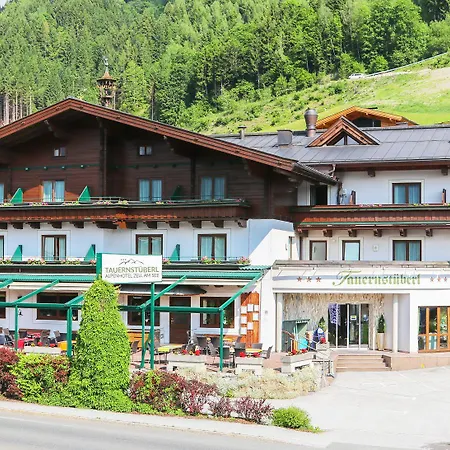 Alpenhotel Tauernstueberl 호텔