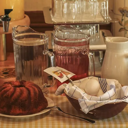 Alpenhotel Tauernstueberl 3* 젤암제