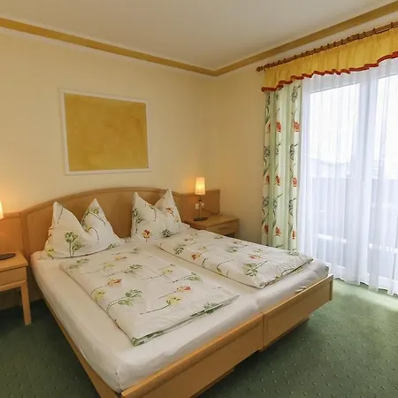 Alpenhotel Tauernstüberl Hotel