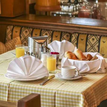 Alpenhotel Tauernstüberl 3*