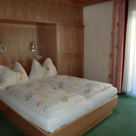 Alpenhotel Tauernstueberl Zell am See