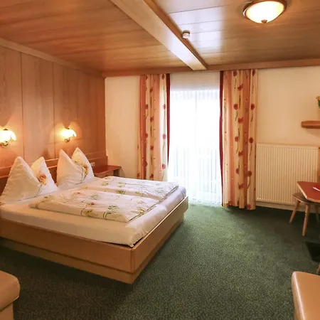 Alpenhotel Tauernstüberl