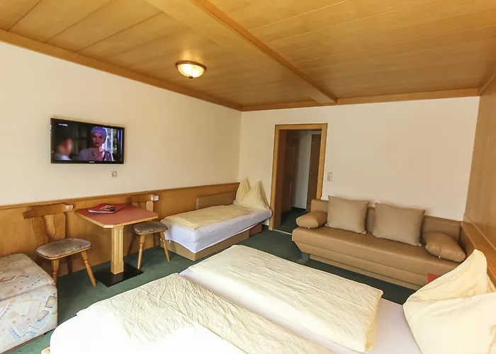 Alpenhotel Tauernstueberl 3* 젤암제