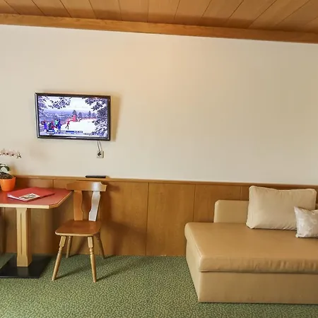 Alpenhotel Tauernstueberl 3*