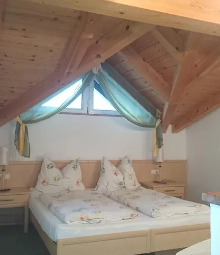 Alpenhotel Tauernstueberl